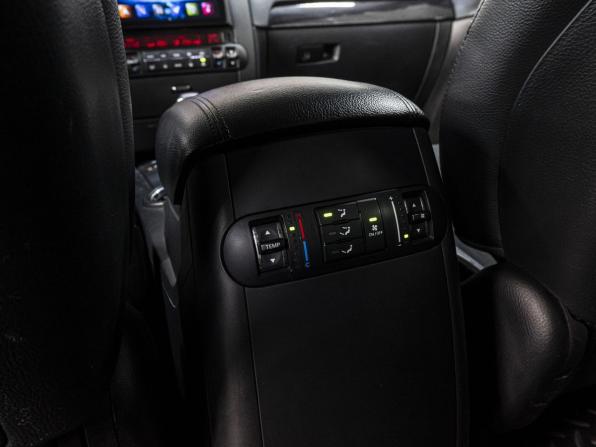 Kia Mohave I с пробегом 2014 года, цена 2 439 000 рублей, 260618 км, внедорожник, Автокод Объявления