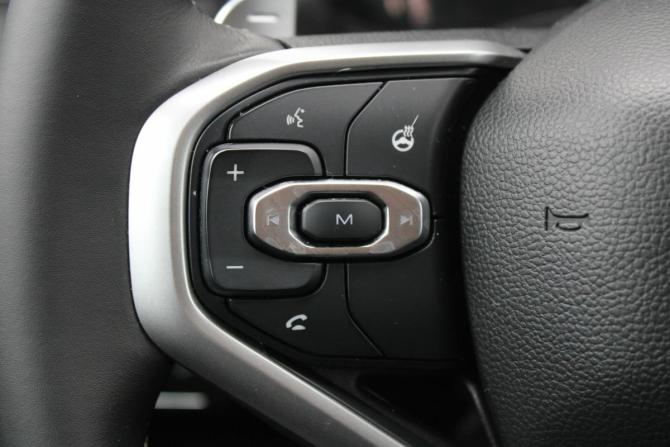 Haval Jolion I Рестайлинг с пробегом 2024 года, цена 2 090 000 рублей, 34000 км, внедорожник, Автокод Объявления