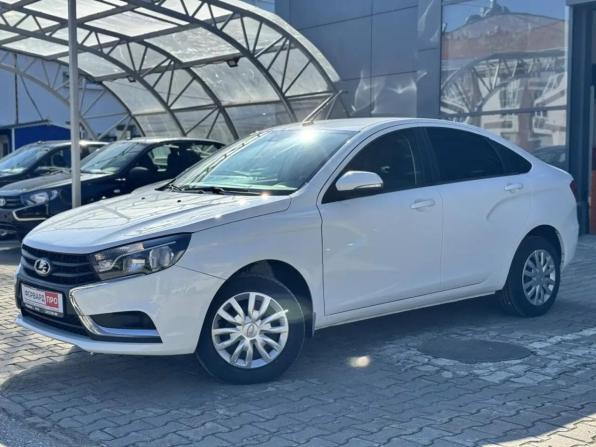 Lada (ВАЗ) Vesta I с пробегом 2021 года, цена 1 000 000 рублей, 41611 км, седан, Автокод Объявления