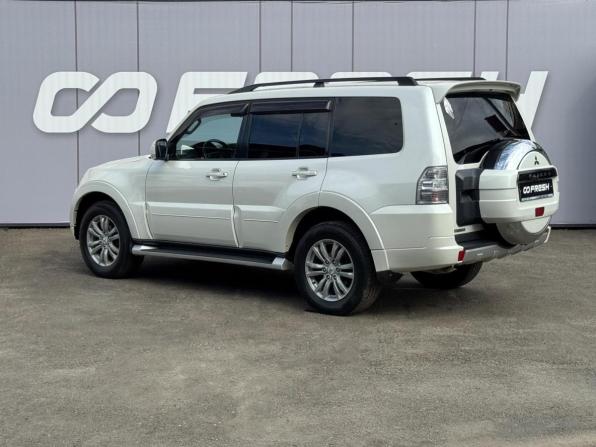 Mitsubishi Pajero IV Рестайлинг 1 с пробегом 2013 года, цена 1 649 000 рублей, 230261 км, внедорожник, Автокод Объявления
