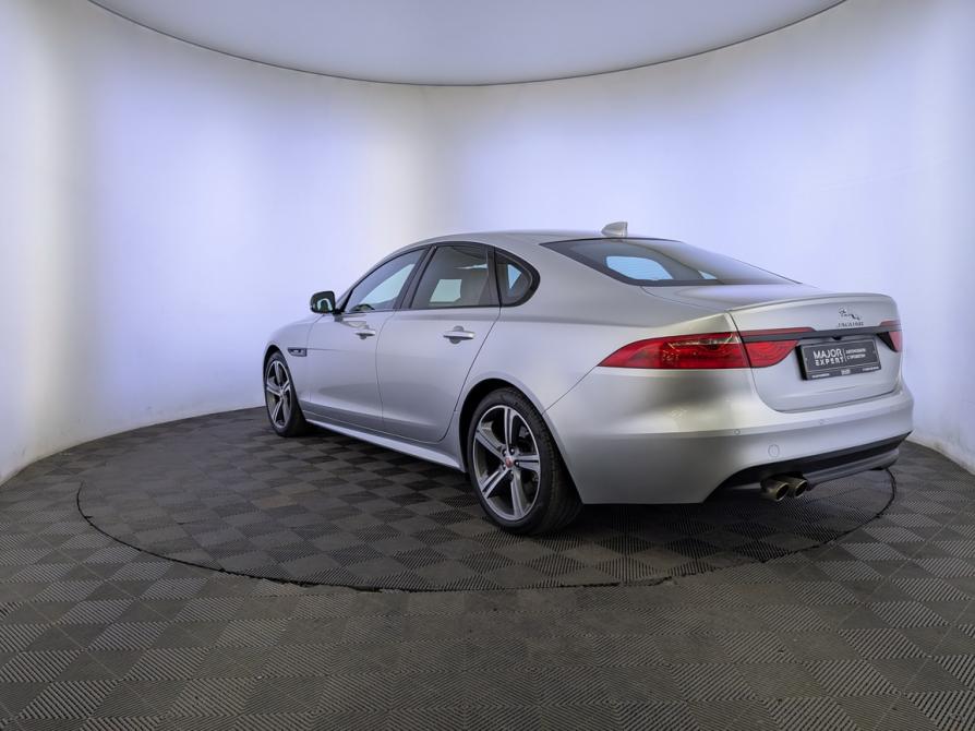 Jaguar XF II Москва  - изображение 7