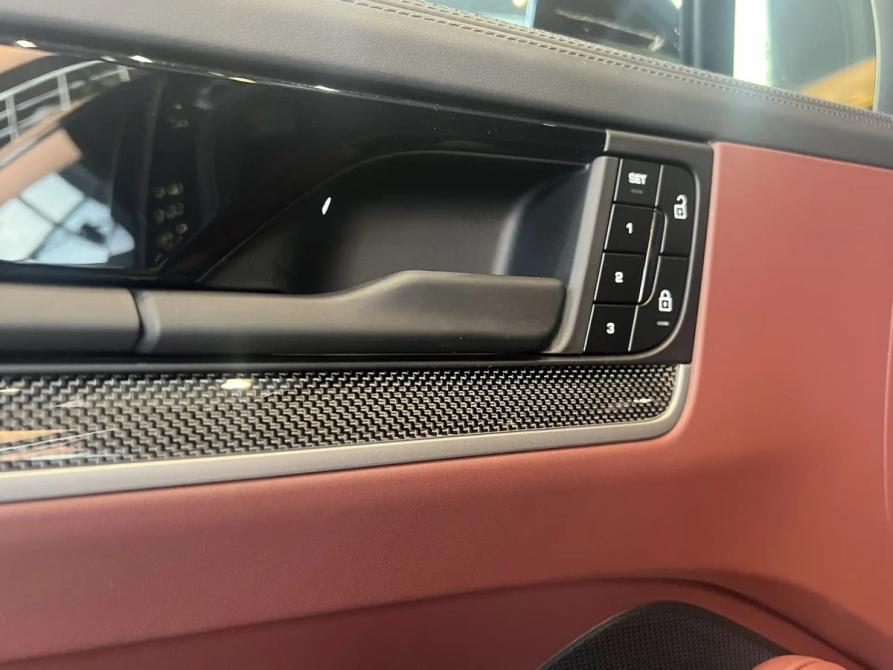 Porsche Cayenne III Рестайлинг Екатеринбург  - изображение 31