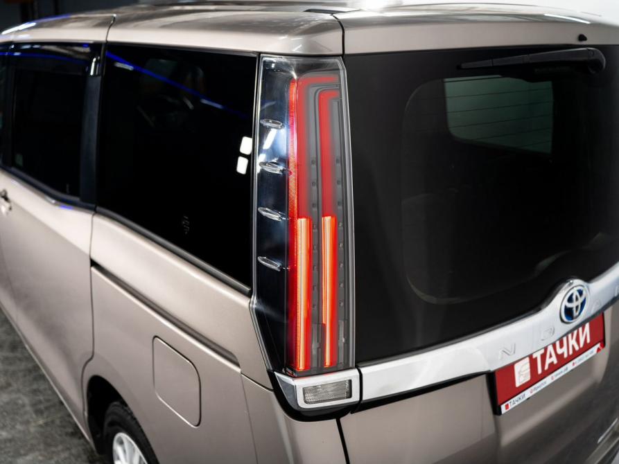 Toyota Noah III (R80) Рестайлинг Иркутск  - изображение 24