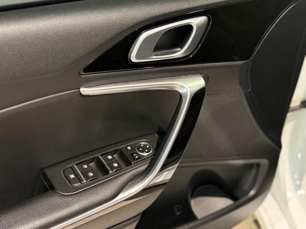 Kia Ceed III с пробегом 2021 года, цена 2 050 000 рублей, 29002 км, хэтчбек, Автокод Объявления