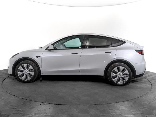 Tesla Model Y I с пробегом 2022 года, цена 4 610 000 рублей, 71951 км, внедорожник, Автокод Объявления