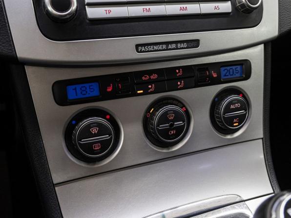 Volkswagen Passat B6 с пробегом 2008 года, цена 869 000 рублей, 152556 км, седан, Автокод Объявления