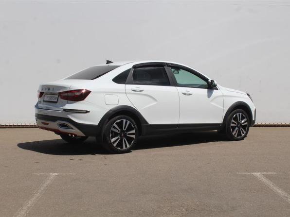 Lada (ВАЗ) Vesta I Рестайлинг (NG) с пробегом 2023 года, цена 1 390 000 рублей, 28013 км, седан, Автокод Объявления