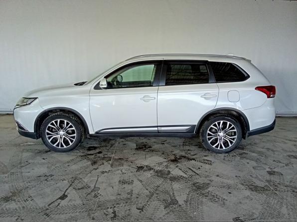 Mitsubishi Outlander III Рестайлинг 2 с пробегом 2017 года, цена 1 670 000 рублей, 158786 км, внедорожник, Автокод Объявления