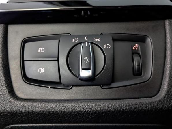 BMW 3 серии VI (F3x) Рестайлинг с пробегом 2018 года, цена 2 950 000 рублей, 94711 км, седан, Автокод Объявления