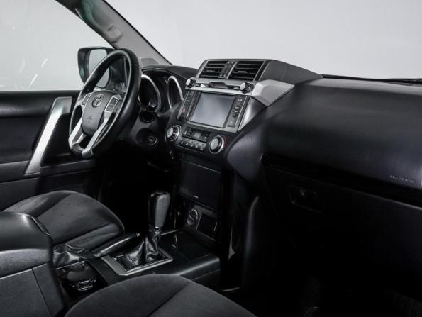 Toyota Land Cruiser Prado 150 Series Рестайлинг 1 с пробегом 2015 года, цена 3 900 000 рублей, 82040 км, внедорожник, Автокод Объявления