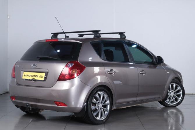 Kia Ceed I с пробегом 2009 года, цена 649 000 рублей, 305000 км, хэтчбек, Автокод Объявления