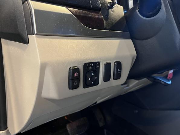 Mitsubishi Pajero IV Рестайлинг 2 с пробегом 2017 года, цена 3 170 000 рублей, 128789 км, внедорожник, Автокод Объявления