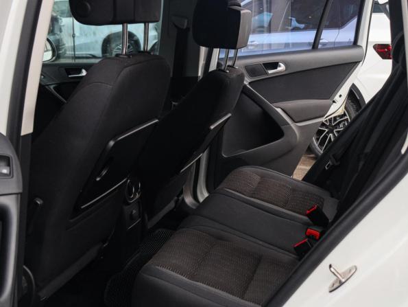 Volkswagen Tiguan I Рестайлинг с пробегом 2014 года, цена 1 095 000 рублей, 184600 км, внедорожник, Автокод Объявления