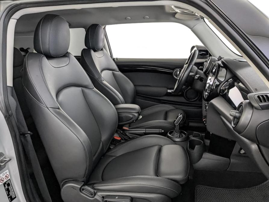 Mini Hatch III (F55/F56) Рестайлинг 2 Москва  - изображение 23