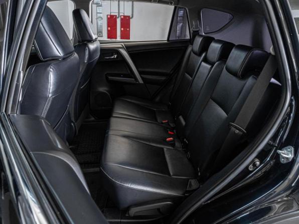 Toyota RAV4 IV (XA40) Рестайлинг с пробегом 2019 года, цена 3 699 000 рублей, 41237 км, внедорожник, Автокод Объявления