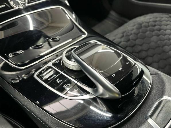 Mercedes-Benz E-Класс V (W213 S213 C238) с пробегом 2017 года, цена 3 179 900 рублей, 128000 км, седан, Автокод Объявления