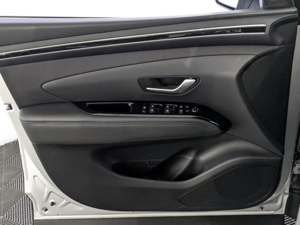 Hyundai Tucson IV с пробегом 2024 года, цена 3 680 000 рублей, 18312 км, внедорожник, Автокод Объявления