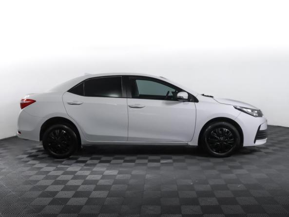 Toyota Corolla XI (E160 E170 E180) Рестайлинг 1 с пробегом 2017 года, цена 1 250 000 рублей, 196800 км, седан, Автокод Объявления