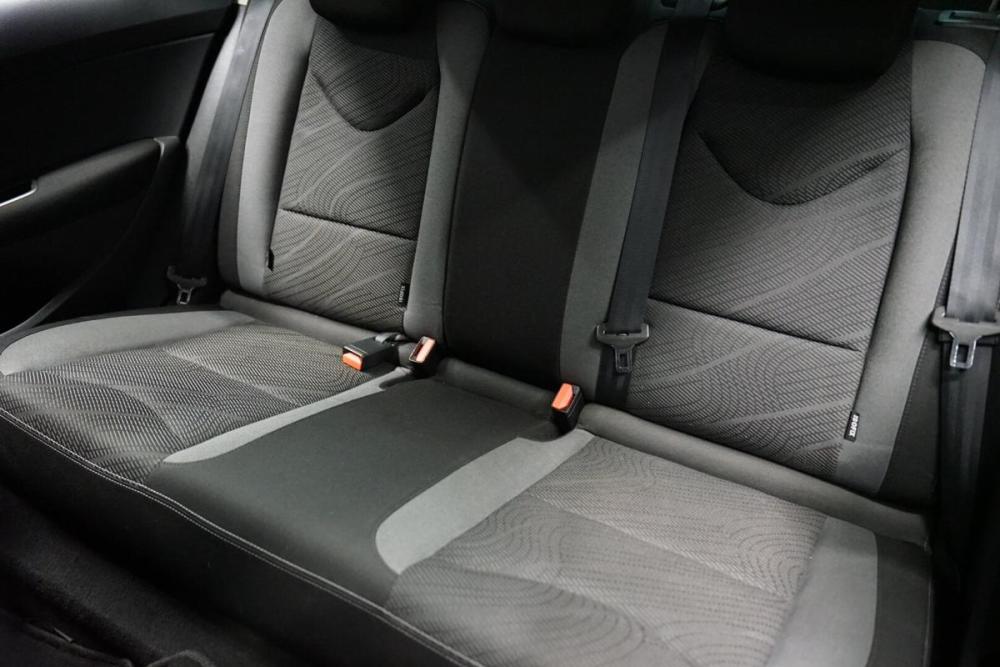Peugeot 408 I Крым  - изображение 15