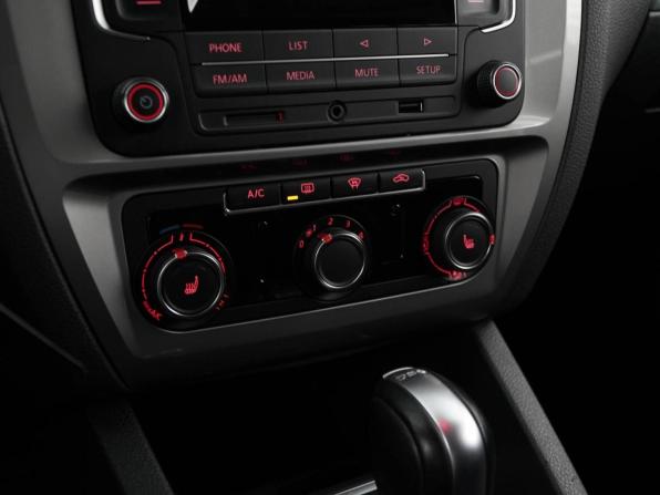 Volkswagen Jetta VI Рестайлинг с пробегом 2017 года, цена 1 347 055 рублей, 106304 км, седан, Автокод Объявления