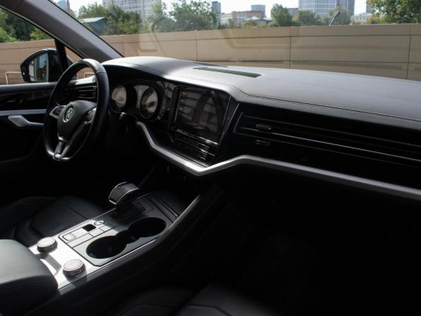 Volkswagen Touareg III с пробегом 2019 года, цена 5 000 000 рублей, 84060 км, внедорожник, Автокод Объявления