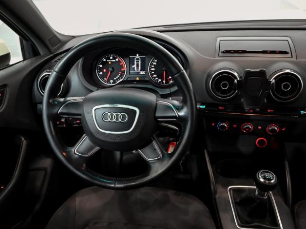 Audi A3 III (8V) с пробегом 2013 года, цена 1 300 000 рублей, 229537 км, седан, Автокод Объявления