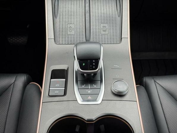 Omoda C5 I с пробегом 2022 года, цена 1 850 000 рублей, 47025 км, внедорожник, Автокод Объявления