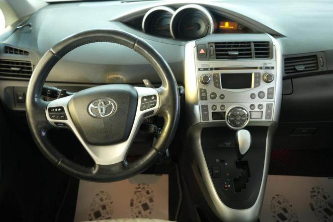 Toyota Verso I с пробегом 2011 года, цена 1 199 000 рублей, 226000 км, компактвэн, Автокод Объявления