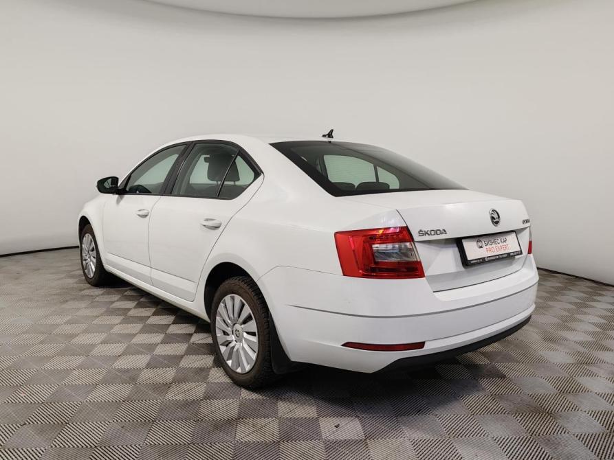 Skoda Octavia III (A7) Рестайлинг Москва  - изображение 7