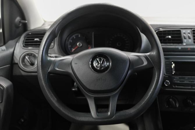 Volkswagen Polo V Рестайлинг с пробегом 2016 года, цена 1 099 000 рублей, 183000 км, седан, Автокод Объявления
