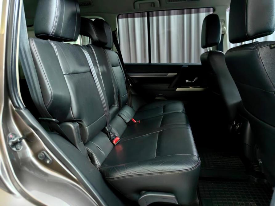 Mitsubishi Pajero IV Рестайлинг 2 Москва  - изображение 10