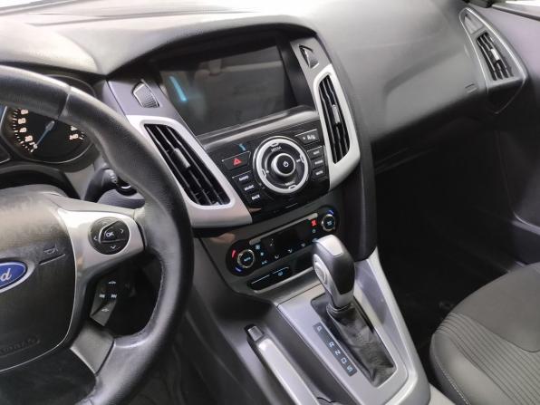 Ford Focus III с пробегом 2012 года, цена 750 000 рублей, 79426 км, хэтчбек, Автокод Объявления