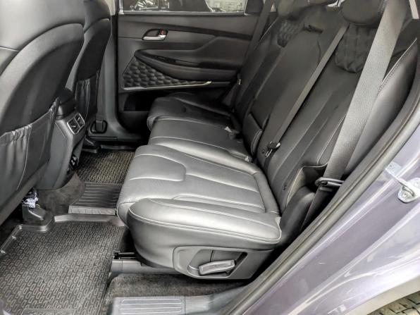 Hyundai Santa Fe IV Рестайлинг с пробегом 2022 года, цена 4 400 000 рублей, 41762 км, внедорожник, Автокод Объявления