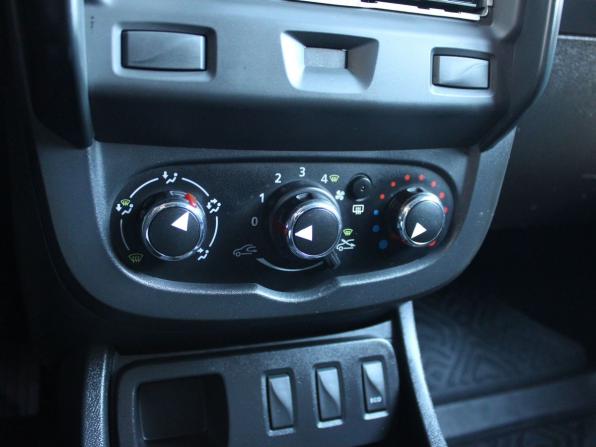 Renault Duster I Рестайлинг с пробегом 2015 года, цена 929 000 рублей, 128599 км, внедорожник, Автокод Объявления