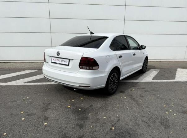 Volkswagen Polo V Рестайлинг с пробегом 2019 года, цена 920 000 рублей, 193903 км, седан, Автокод Объявления