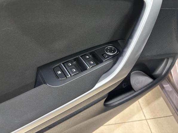 Kia Ceed III с пробегом 2018 года, цена 1 650 000 рублей, 81005 км, хэтчбек, Автокод Объявления