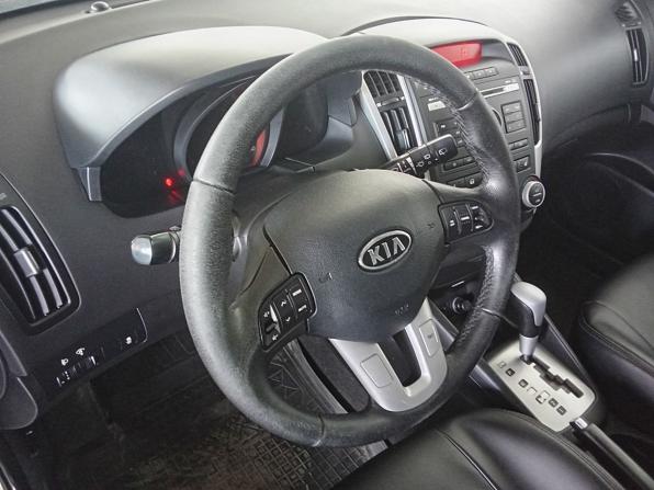 Kia Ceed I Рестайлинг с пробегом 2010 года, цена 630 000 рублей, 275634 км, хэтчбек, Автокод Объявления