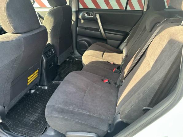 Toyota Highlander II (XU40) Рестайлинг с пробегом 2012 года, цена 2 100 000 рублей, 178000 км, внедорожник, Автокод Объявления