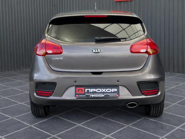 Kia Ceed II Рестайлинг с пробегом 2016 года, цена 1 177 000 рублей, 147472 км, хэтчбек, Автокод Объявления