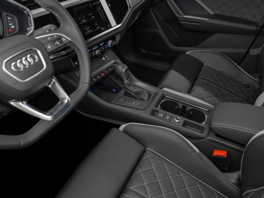 Audi Q3 II (F3) Москва  - изображение 14