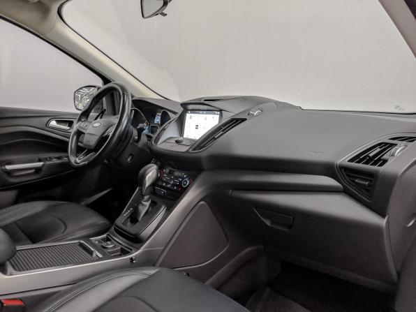 Ford Kuga II Рестайлинг с пробегом 2017 года, цена 1 725 000 рублей, 97619 км, внедорожник, Автокод Объявления