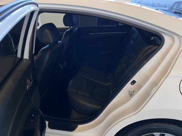 Hyundai Elantra VI (AD) с пробегом 2016 года, цена 1 380 000 рублей, 181650 км, седан, Автокод Объявления