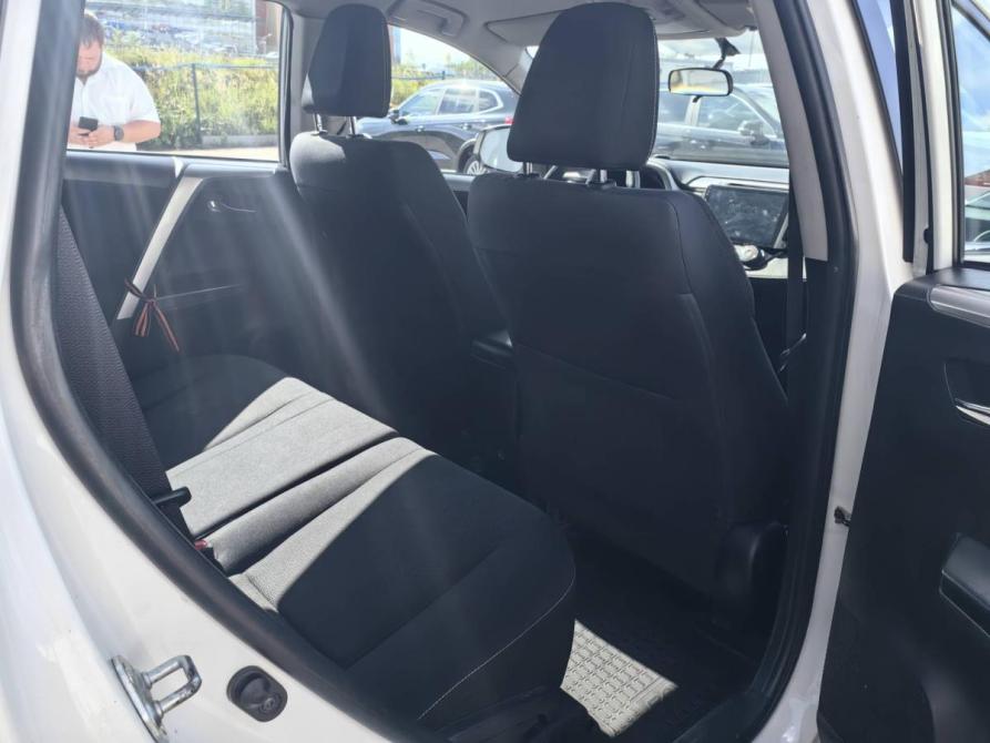 Toyota RAV4 IV (XA40) Рестайлинг Москва  - изображение 11