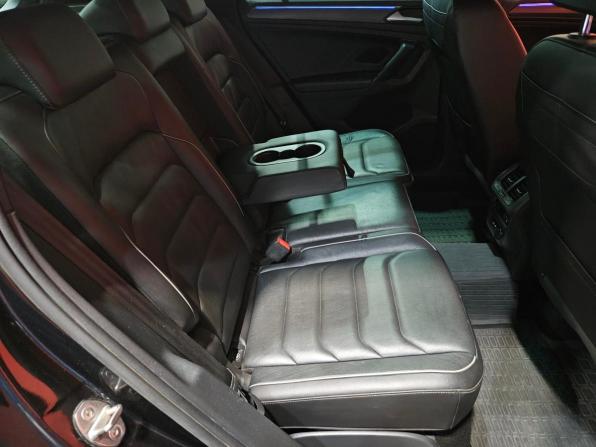 Volkswagen Tiguan II Рестайлинг с пробегом 2021 года, цена 2 800 000 рублей, 130619 км, внедорожник, Автокод Объявления