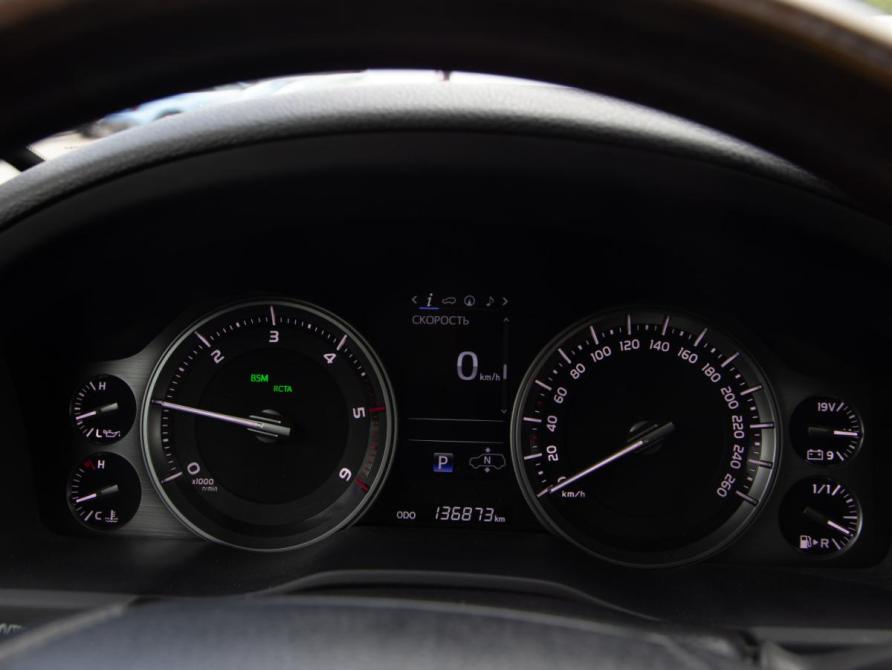 Toyota Land Cruiser 200 Series Рестайлинг 2 Москва  - изображение 10