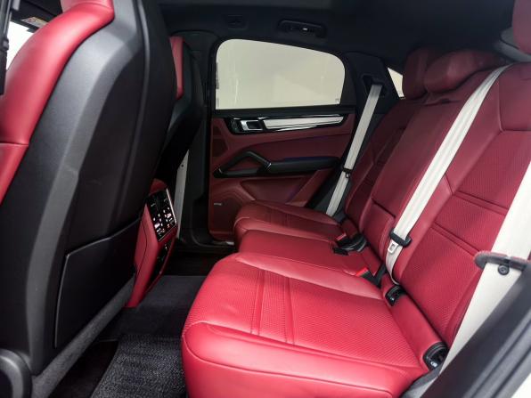 Porsche Cayenne III с пробегом 2022 года, цена 10 899 000 рублей, 37397 км, внедорожник, Автокод Объявления