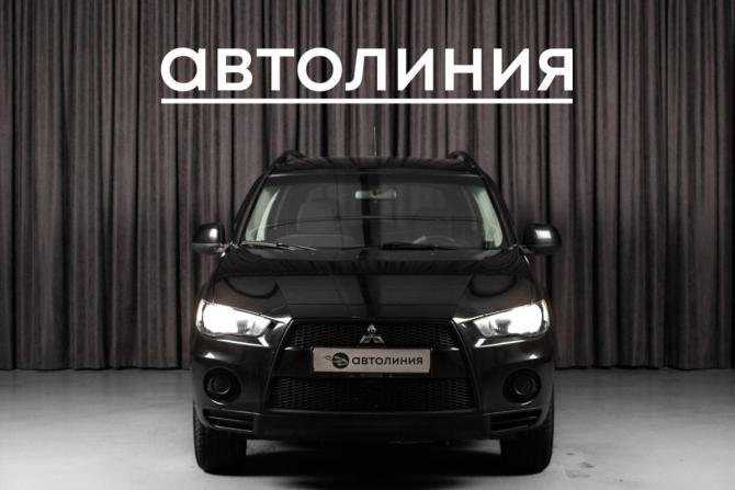 Mitsubishi Outlander II Рестайлинг с пробегом 2010 года, цена 1 075 000 рублей, 100000 км, внедорожник, Автокод Объявления