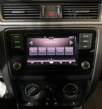 Skoda Rapid I Рестайлинг с пробегом 2018 года, цена 1 245 000 рублей, 102581 км, лифтбек, Автокод Объявления