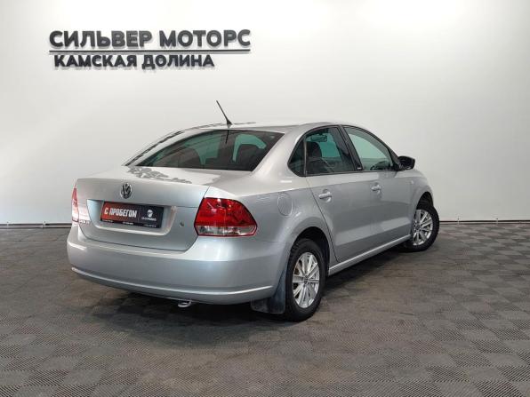 Volkswagen Polo V с пробегом 2014 года, цена 810 000 рублей, 160000 км, седан, Автокод Объявления