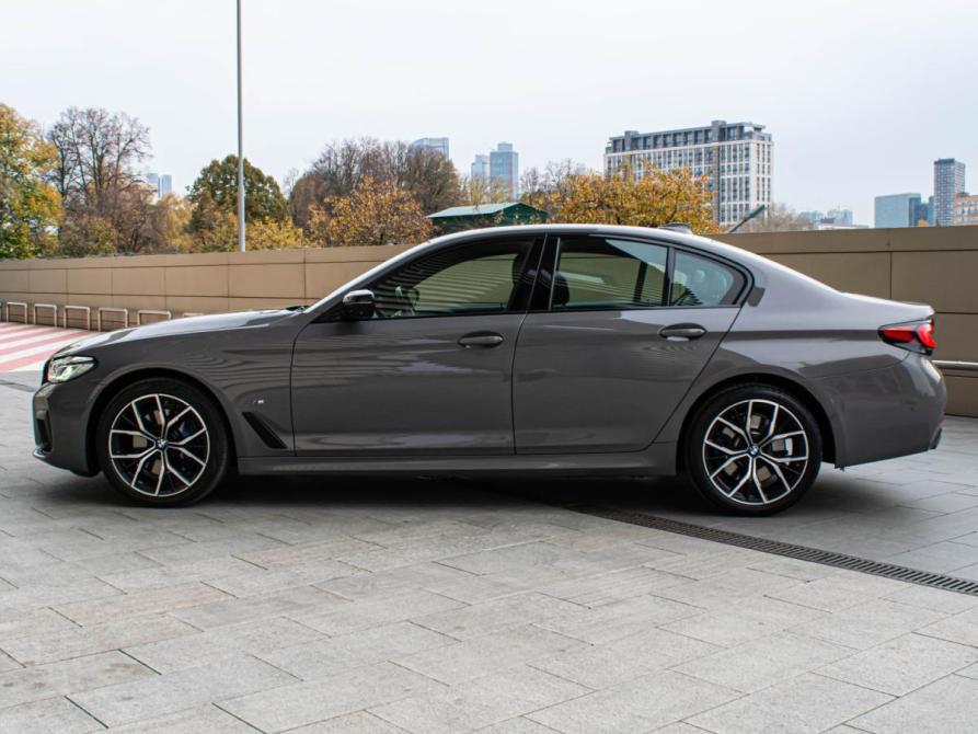 BMW 5 серии VII (G30/G31/G38) Рестайлинг Москва  - изображение 12